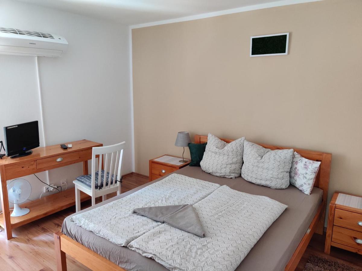 Villa Italia Guest House Siofok Dış mekan fotoğraf